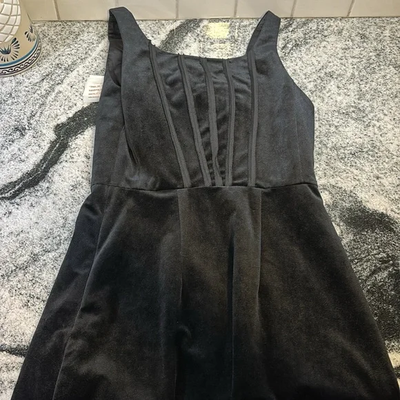 LoveShackFancy Collins Dress - Picture 7 of 9